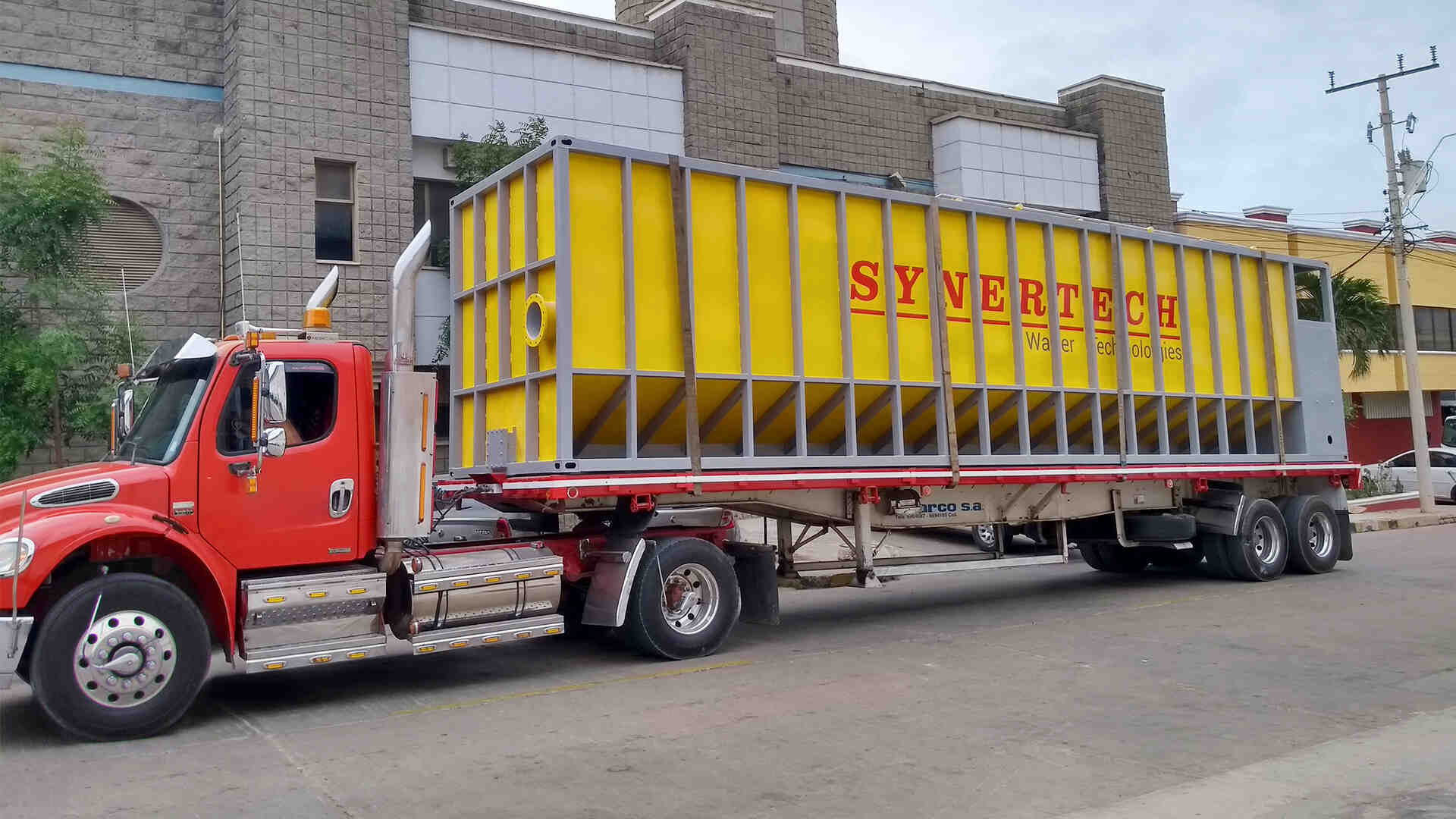 Transporte DAF Contenerizado