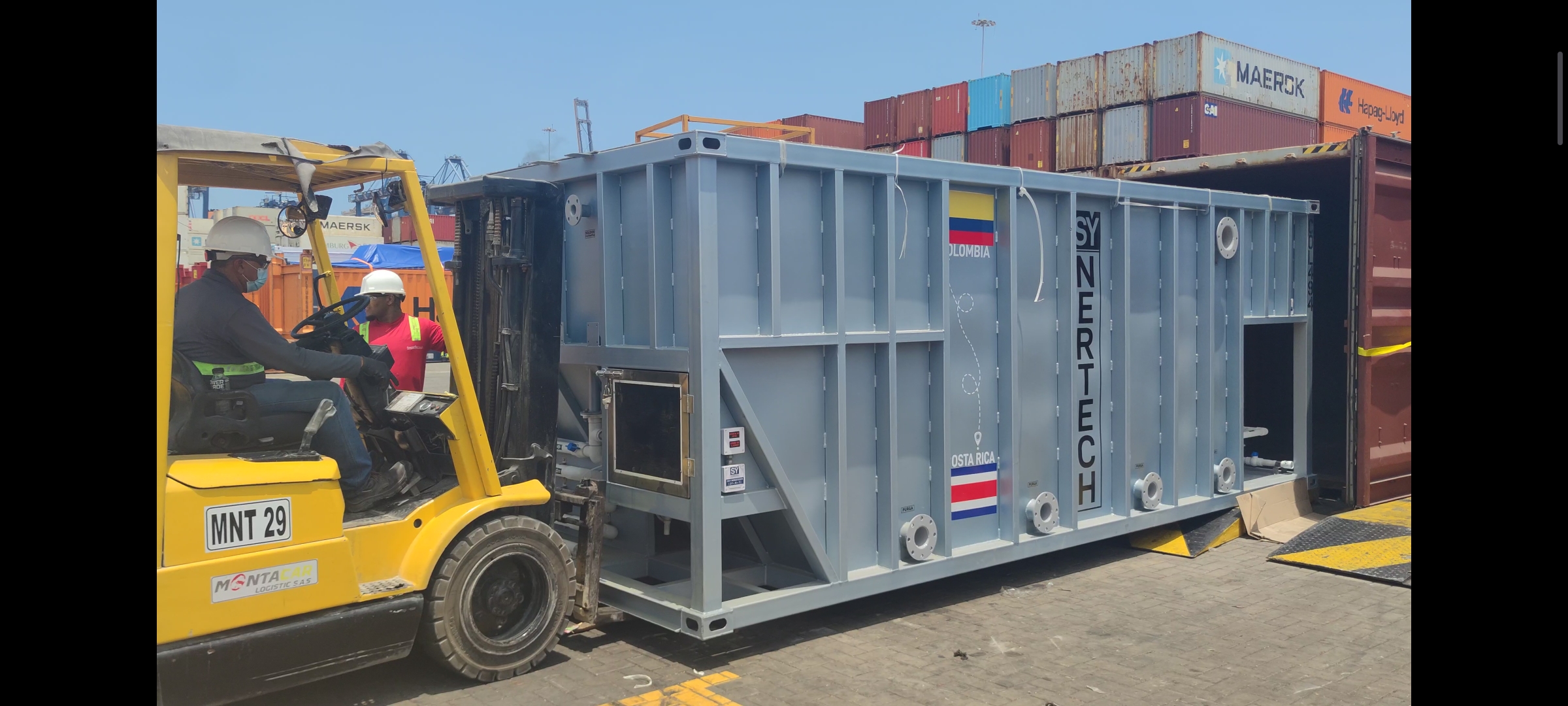 Planta contenedorizada para tratamiento de aguas residuales y agua potable COD 494: CUBIC